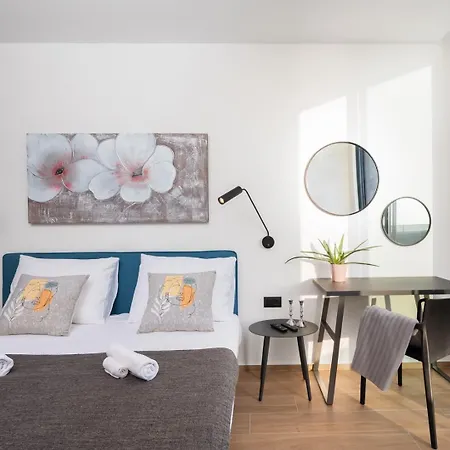 Villa Old Olive V By Vivi Rent Vodnjan